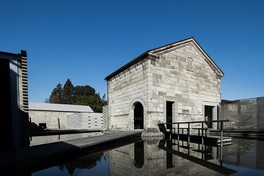 建築は日本で初の国際石建築大賞を受賞