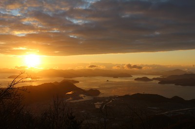 朝日山の初日の出 広島県 の情報 ウォーカープラス