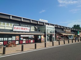 テイクアウトコーナーも充実