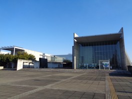 館内入口には宇宙飛行士若田光一からの地球温暖化メッセージが展示されている