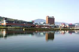 ウイングベイ小樽を中心にした地域は「ぱるて築港」と呼ばれている