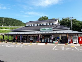地域住民の交流スペースとしても利用されている憩いの場