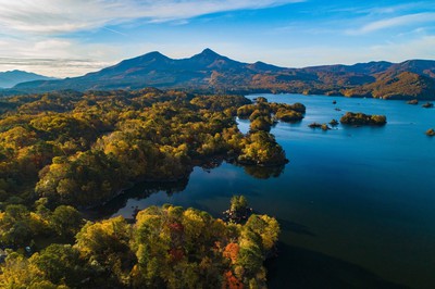 裏磐梯高原 桧原湖付近 の紅葉 福島県 の情報 ウォーカープラス